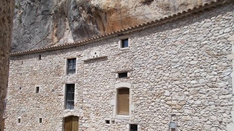 Rénovation d'une bâtisse en pierre en Ardèche